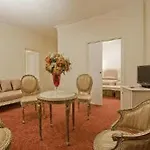 Grand Moderne Ξενοδοχείο 4*