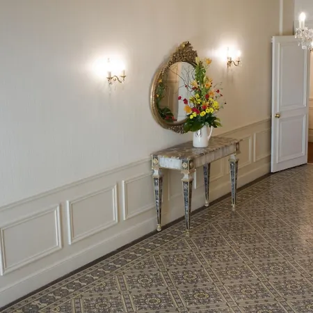 Grand Moderne 4* Λούρδη