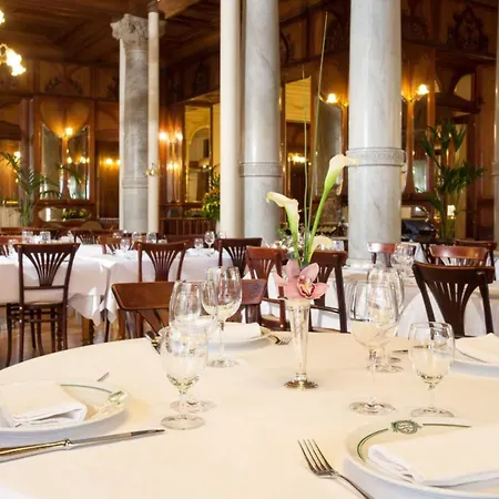 Grand Moderne Ξενοδοχείο 4*