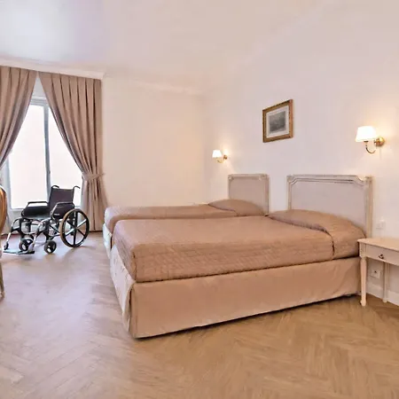 Grand Moderne Lourdes