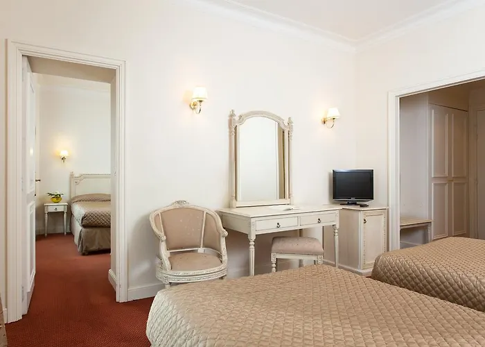 Grand Moderne Lourdes