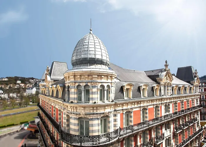 Grand Moderne Lourdes