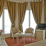 Grand Moderne Отель