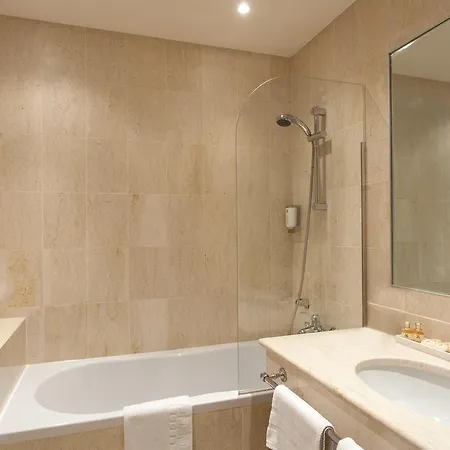 Grand Moderne Лурд