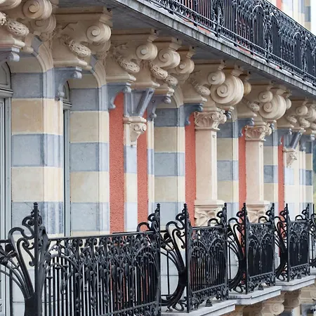 Grand Moderne 4* Лурд