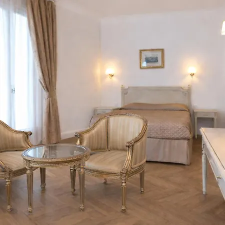 Grand Moderne Отель Лурд