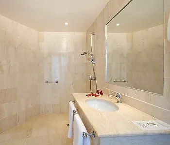 Otel Grand Moderne Lourdes